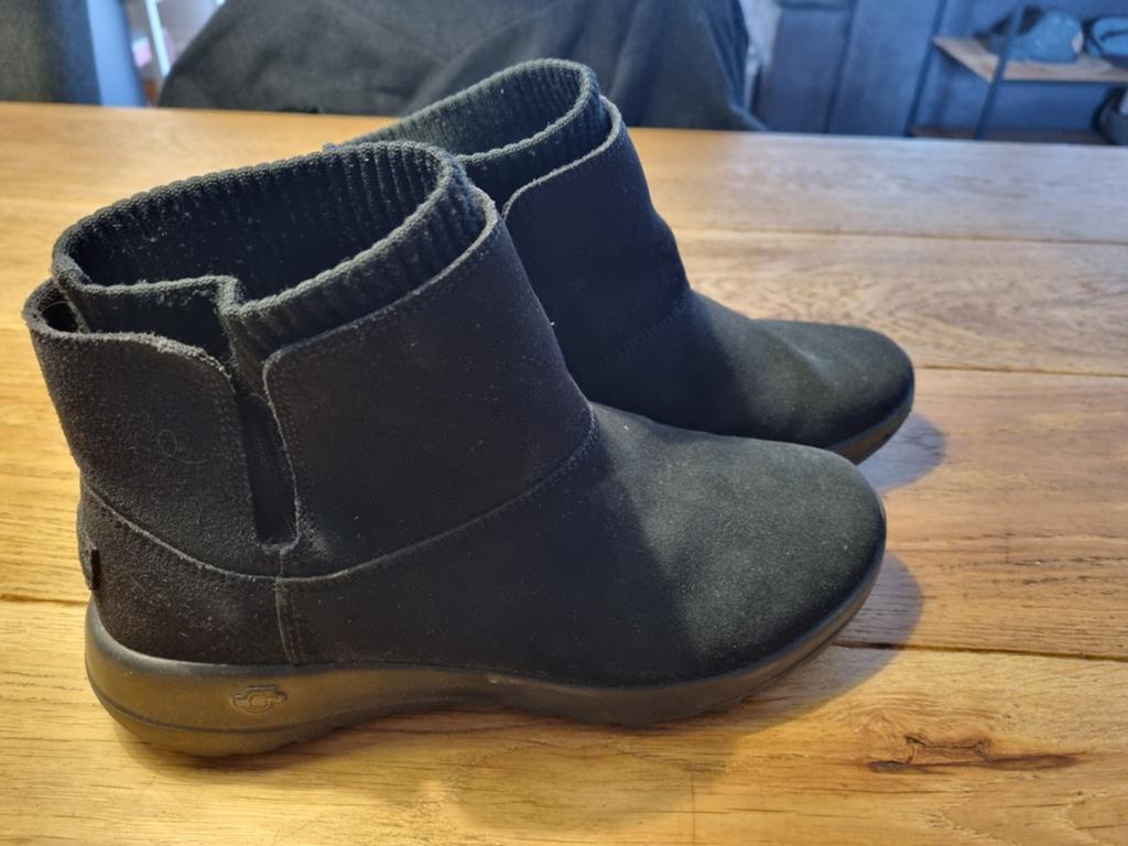 Skechers enkellaarzen zwart maat 39, Skechers, Zwart, Lage of Enkellaarzen, Ophalen of Verzenden