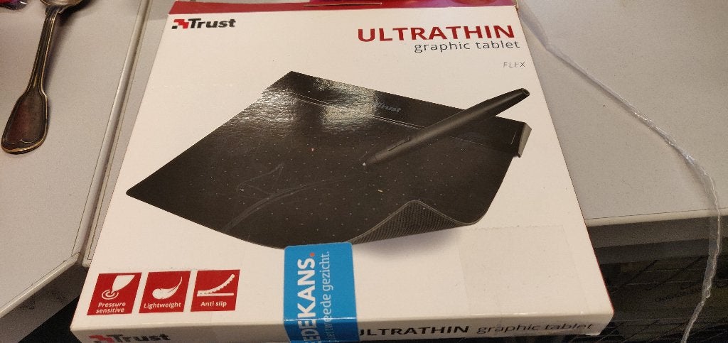 Graphic tekentablet trust, Ophalen of Verzenden, Zo goed als nieuw, Bedraad, Trust