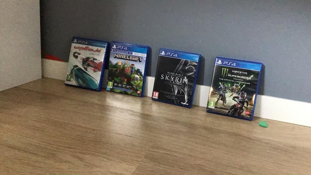 Verschillende Games, Spelcomputers en Games, Vanaf 18 jaar, 1 speler, Ophalen of Verzenden, Zo goed als nieuw