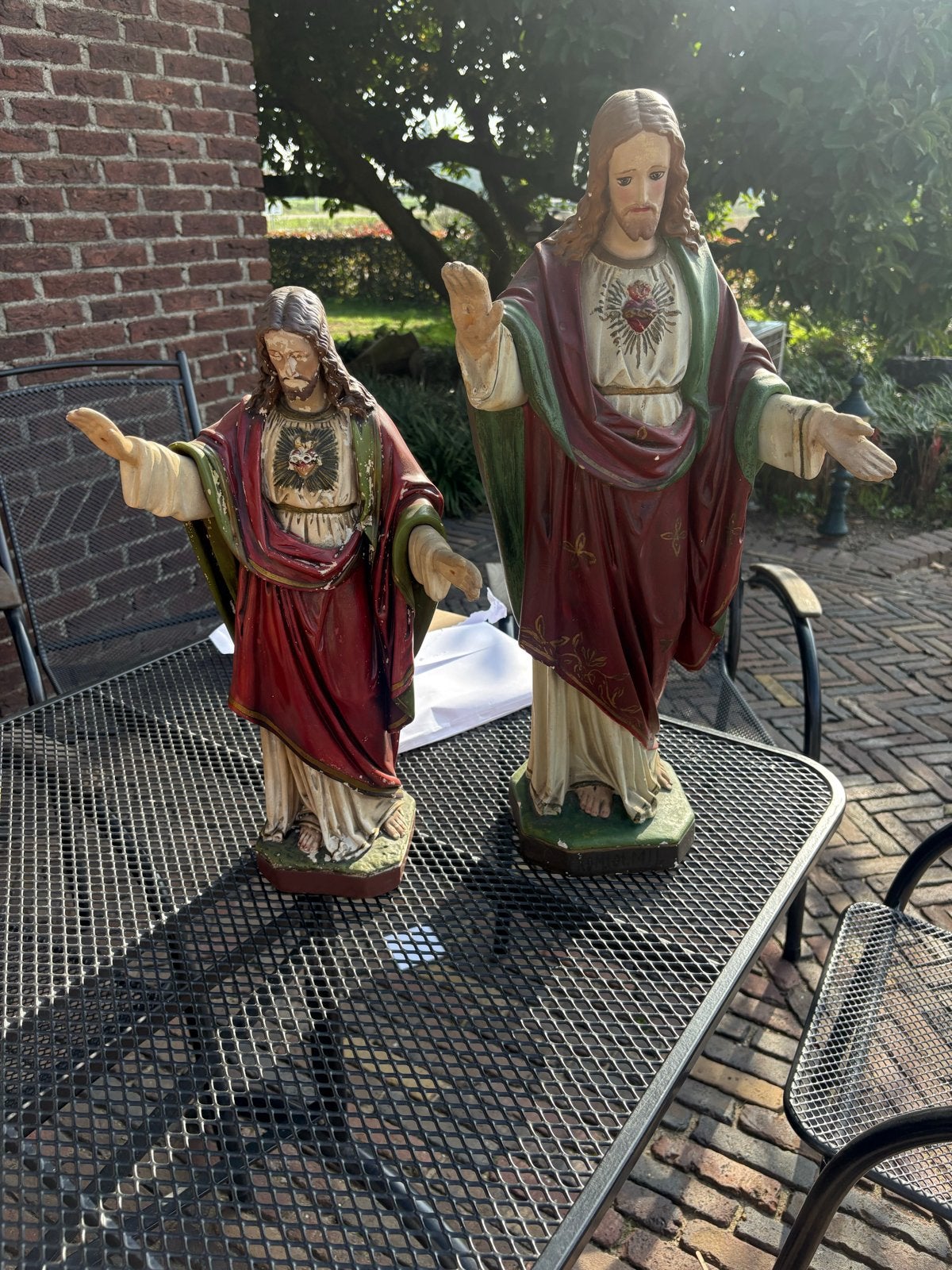 Twee Vintage Heilig Hart Jezus Beelden - Religieuze Kunst, Ophalen