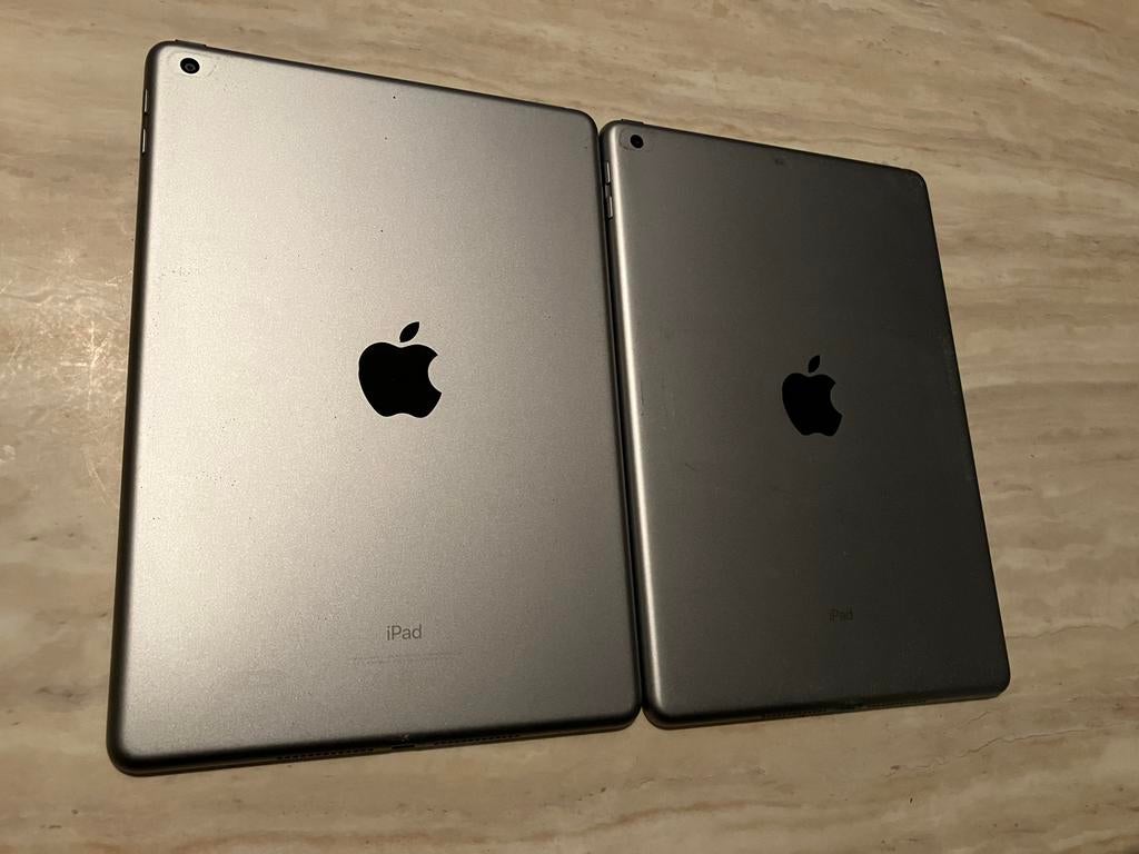 iPad 5 2017 - 2 stuks, 32 GB, Apple iPad, Zwart, Zo goed als nieuw