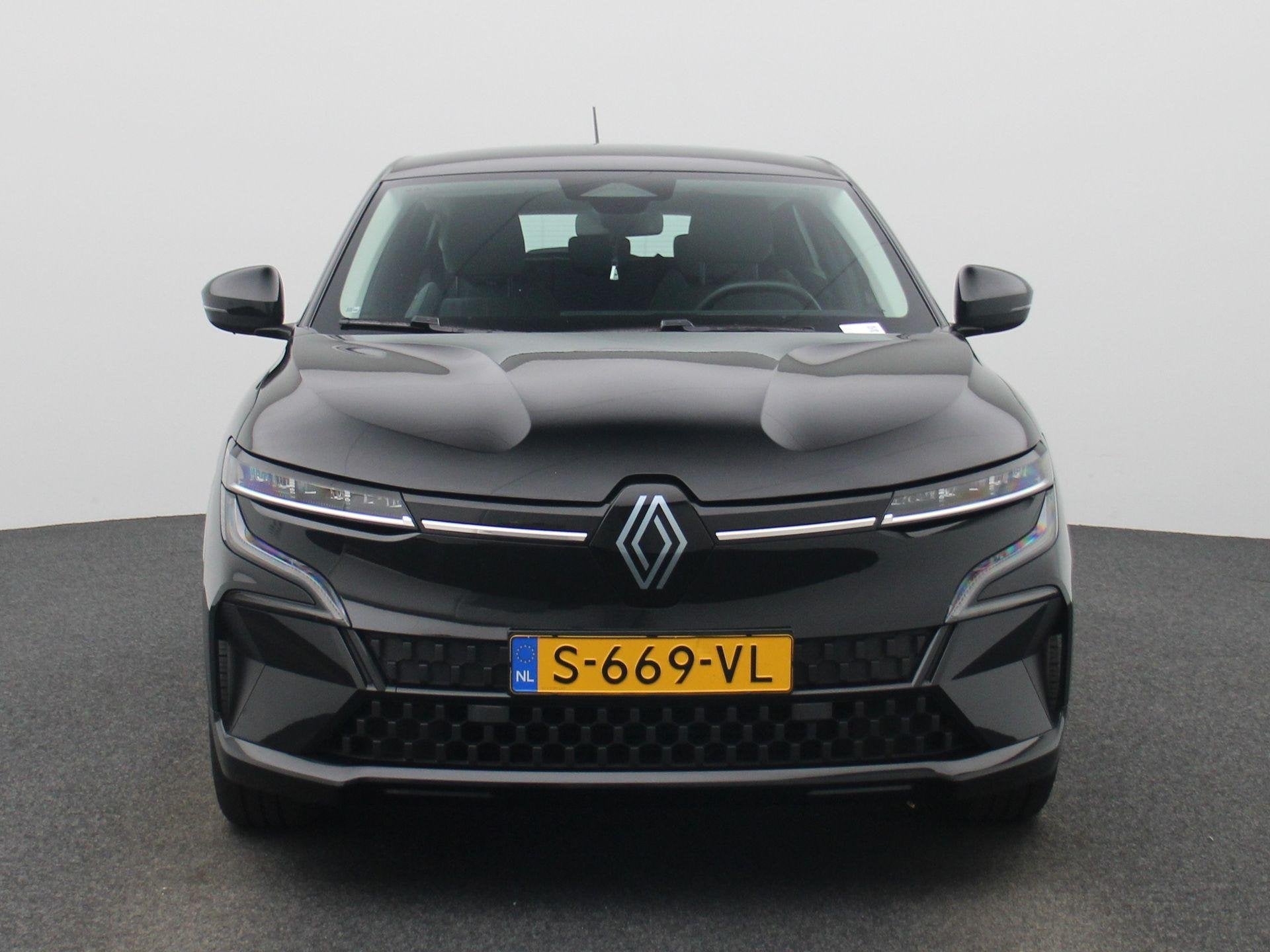 Renault Megane E-Tech EV40 Boost Charge Equilibre | Achterui, Auto's, Stof, Gebruikt, 300 km, 1505 kg