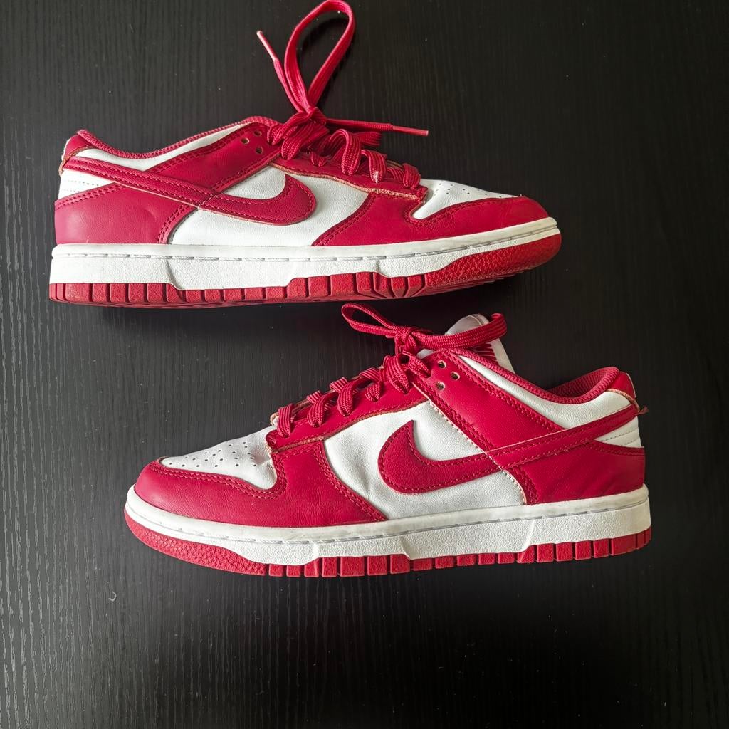 Aster Pink Nike Dunk, Kleding | Dames, Schoenen, Zo goed als nieuw, Sneakers of Gympen, Roze, Ophalen of Verzenden