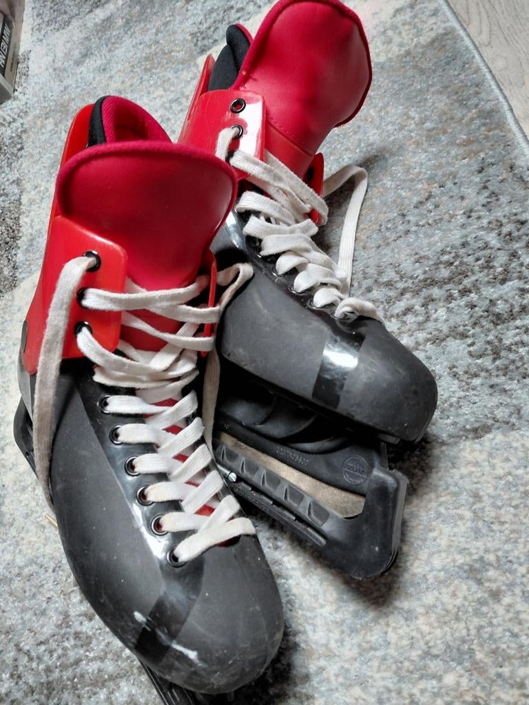 Ijshockey schaatsen..maat 11 schat 45 maat, Sport en Fitness, Schaatsen, Ophalen of Verzenden, Gebruikt, IJshockeyschaatsen, Overige merken