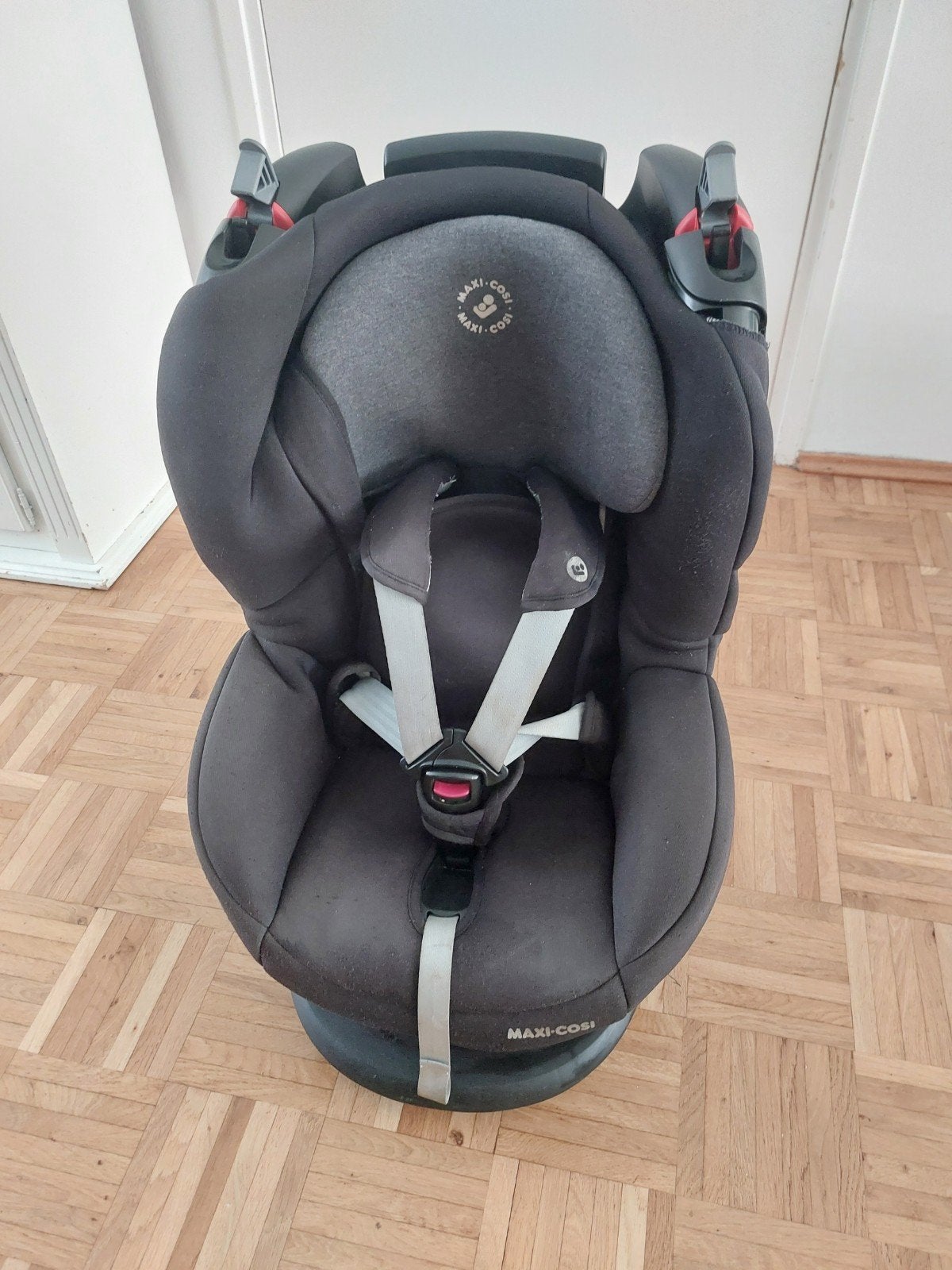 Autostoel Maxi Cosi Tobi black, Kinderen en Baby's, Autostoeltjes, Verstelbare rugleuning, 9 t/m 18 kg, Ophalen of Verzenden, Maxi-Cosi