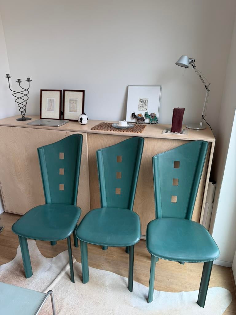 4 Italiaanse design stoelen in teal, Huis en Inrichting, Stoelen, Ophalen, Gebruikt, Blauw, Leer
