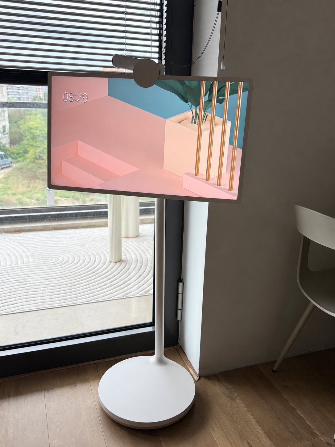LG StanbyME Rollable Smart TV 27ART10AKPL 27 inch, Ophalen, 50 Hz, Zo goed als nieuw, 60 tot 80 cm
