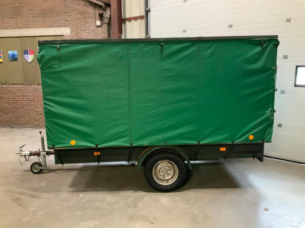 Dichte Aanhangwagen Gesloten Aanhanger met zeil, Ophalen, Gebruikt