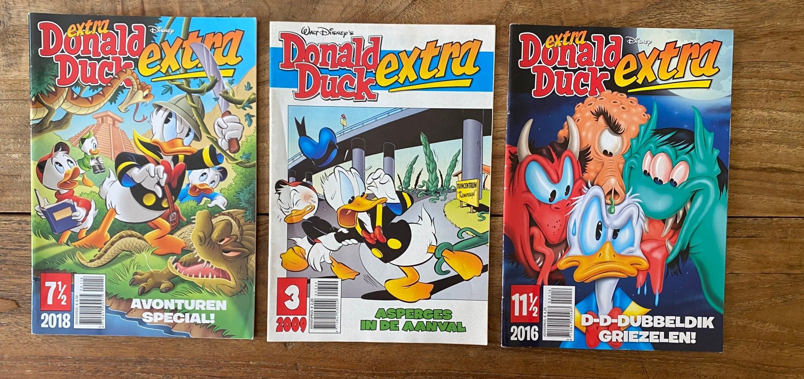Donald Duck extra 3x, Boeken, Meerdere comics, Ophalen, Gelezen