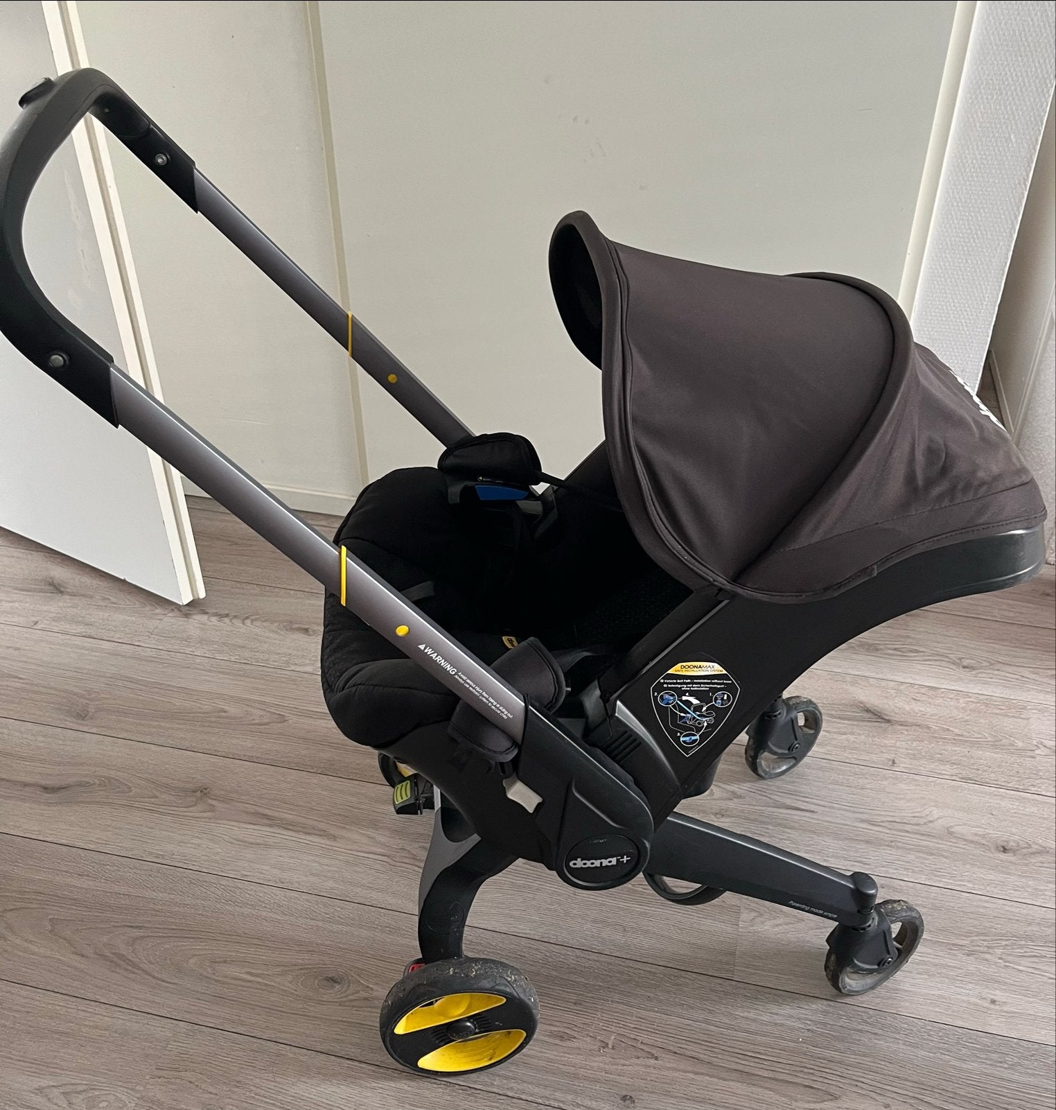 Doona+ autostoel en kinderwagen in één, 0 t/m 13 kg, Ophalen, Overige merken, Gebruikt