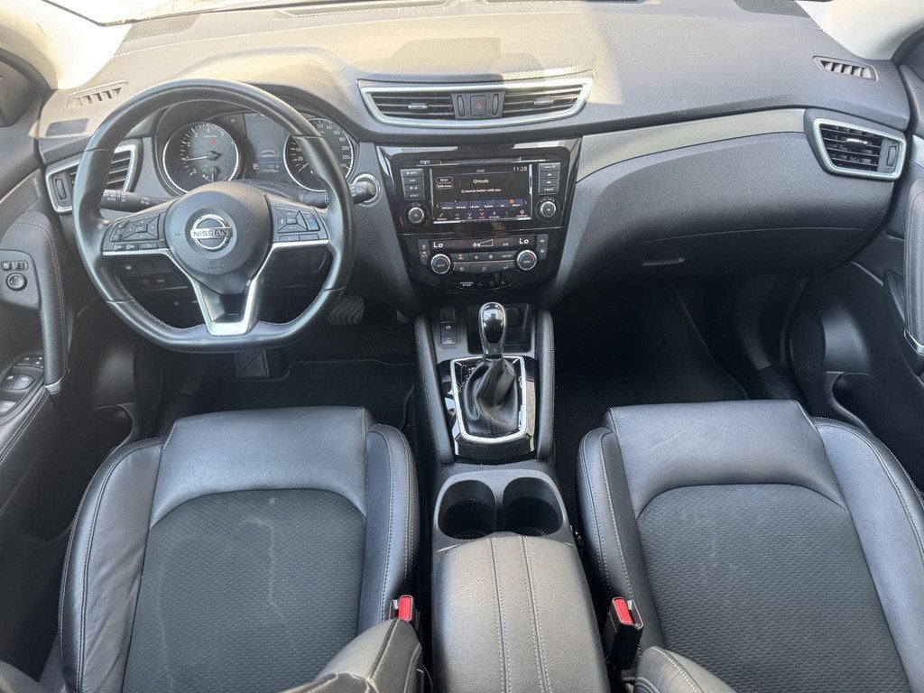 Nissan Qashqai 1.3 DIG-T Tekna | Trekhaak | Panoramadak | 36, Auto's, Nissan, Stof, Gebruikt, 4 cilinders, Origineel Nederlands
