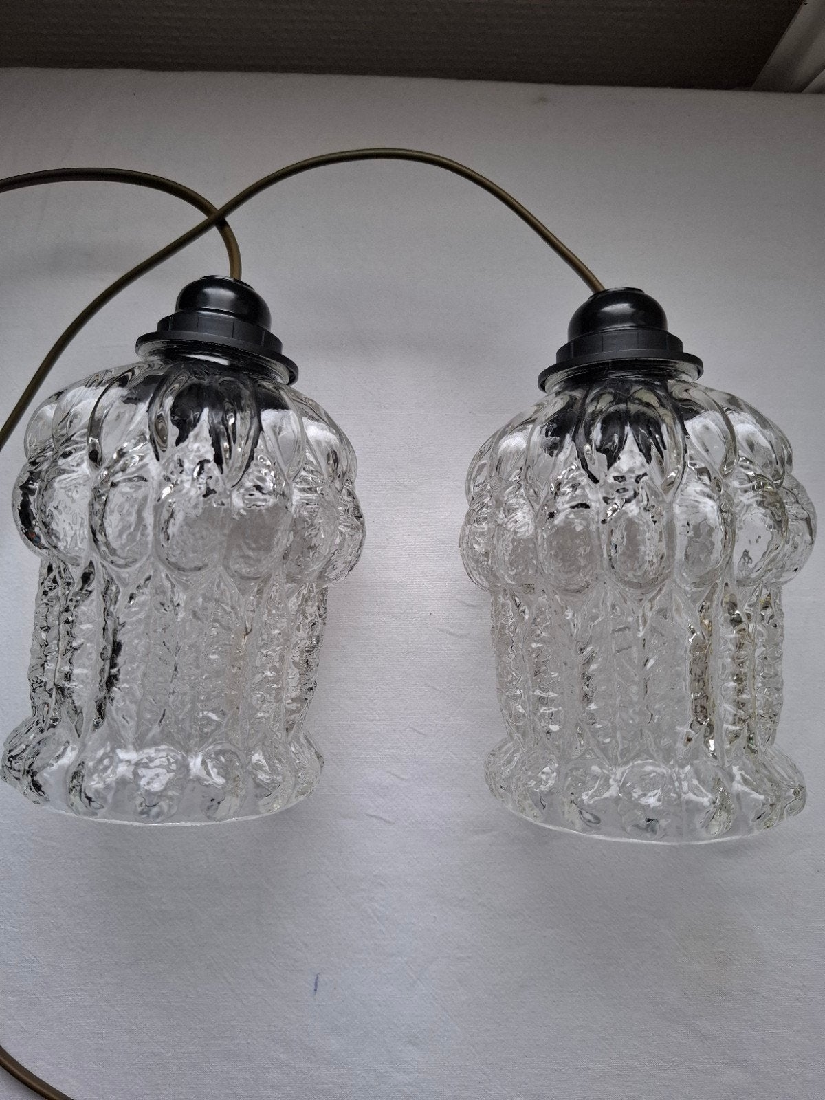 2 stuks vintage glazen hanglampen, Ophalen of Verzenden, Gebruikt, Glas, E27 (groot)