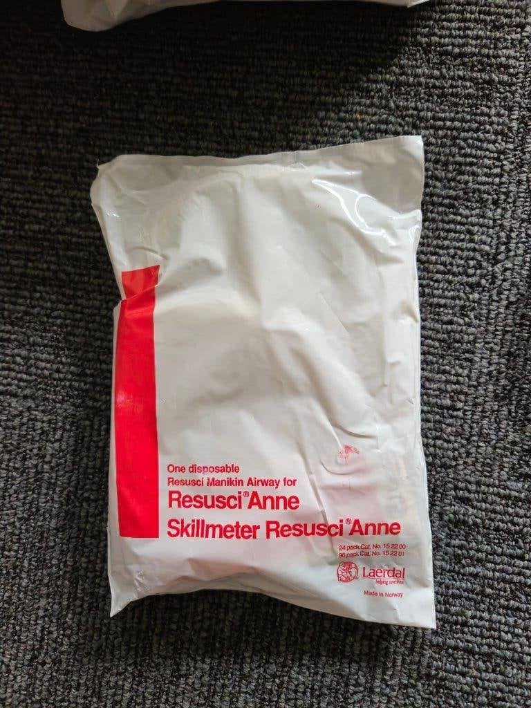 Laerdal wegwerpluchtwegen voor Anne reanimatiepop, Ophalen, Nieuw, Boek, Welzijn en Spiritualiteit