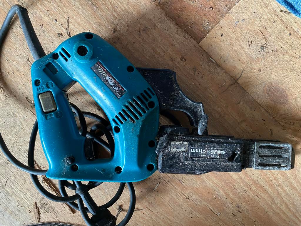 Schroefautomaat Makita, Gebruikt, Overige typen, Ophalen of Verzenden, 30 tot 70 mm
