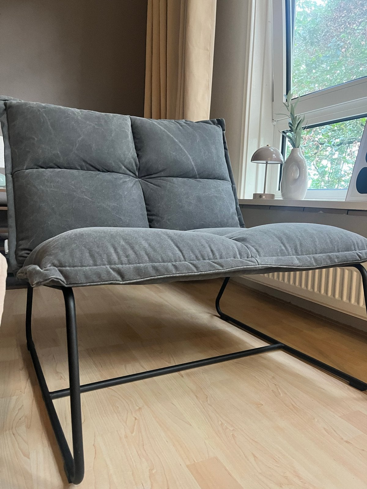 Must living fauteuil, Huis en Inrichting, Ophalen, Zo goed als nieuw, Grijs, Eén