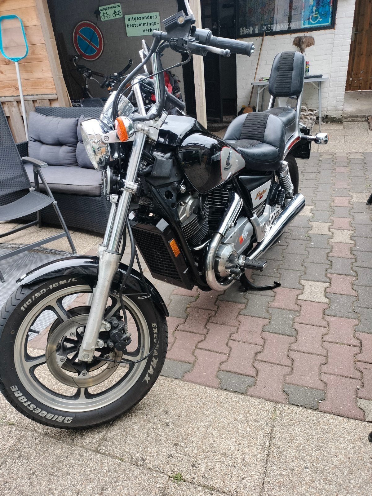 Honda VT1100C 1986  voor opknappen of onderdelen wel lopend, Motoren, Ophalen, Gebruikt