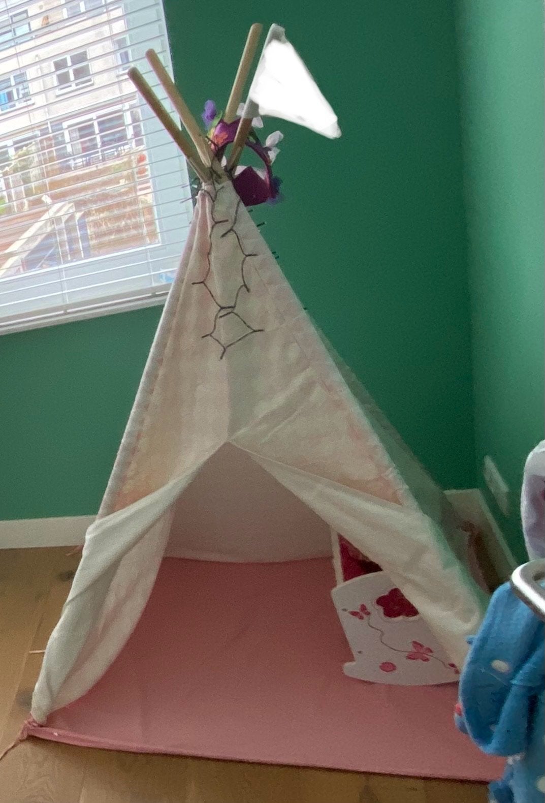 Kinder speeltent tipi crème, Ophalen, Zo goed als nieuw