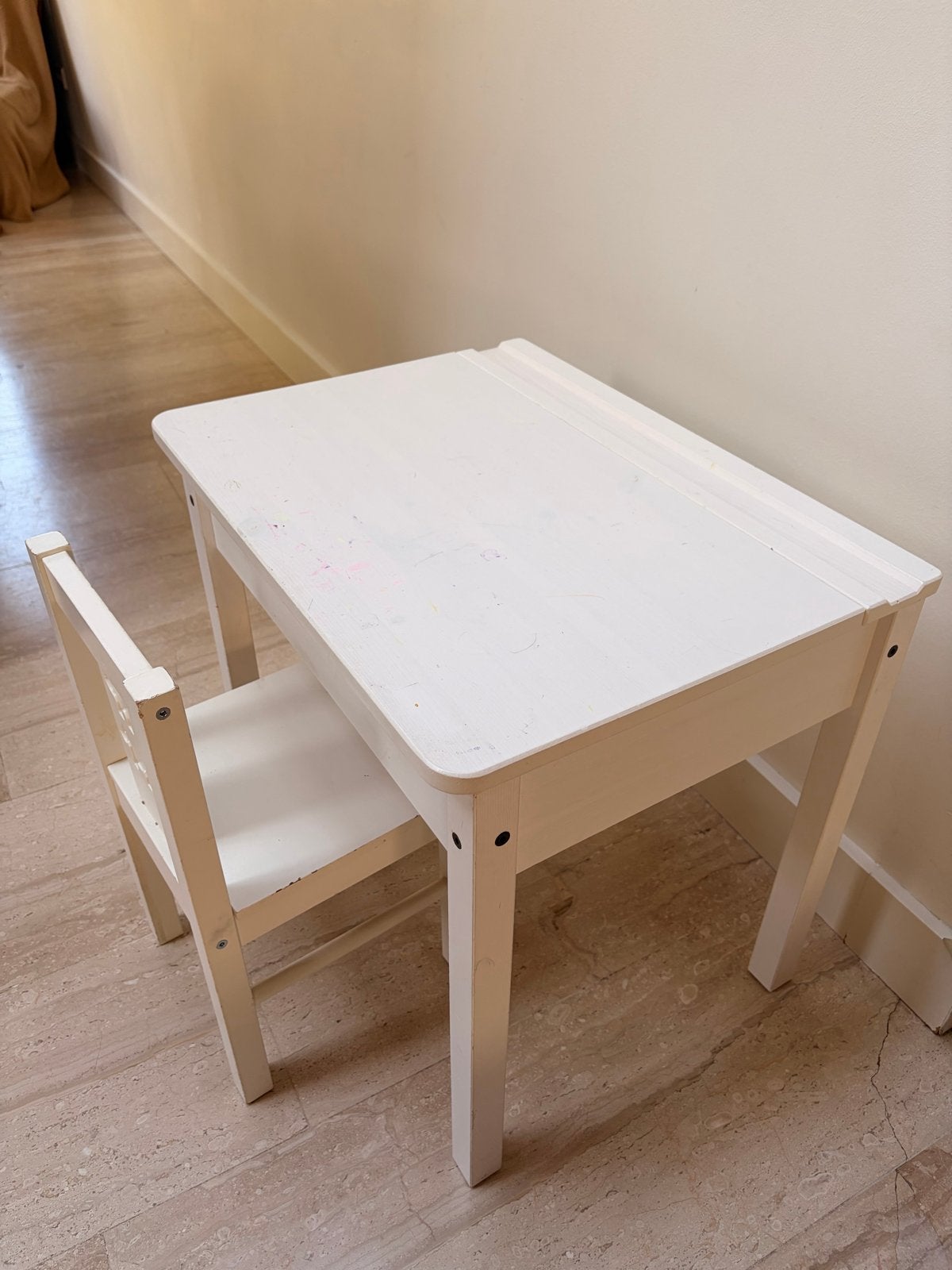 Kinderbureau met stoel - wit, Kinderen en Baby's, Ophalen, Gebruikt, Tafel(s) en Stoel(en)