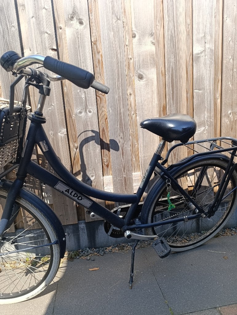 Meisjesfiets 26 inch aldo, Terugtraprem, Gebruikt, Versnellingen, Aldo