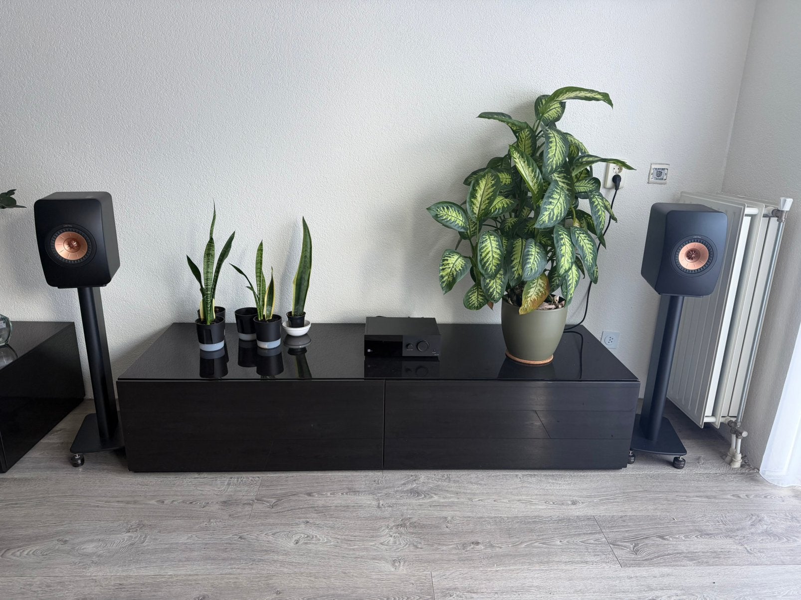 KEF S2 Luidsprekerstandaards (voor LS50 Meta / Wireless), Ophalen, Gebruikt, Overige merken