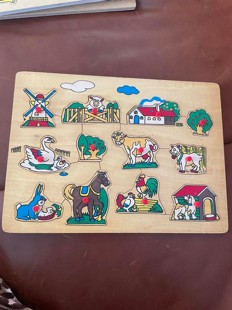 Vintage Houten Noppen Puzzel Boerderij Dieren, Ophalen of Verzenden, Gebruikt, Puzzelen