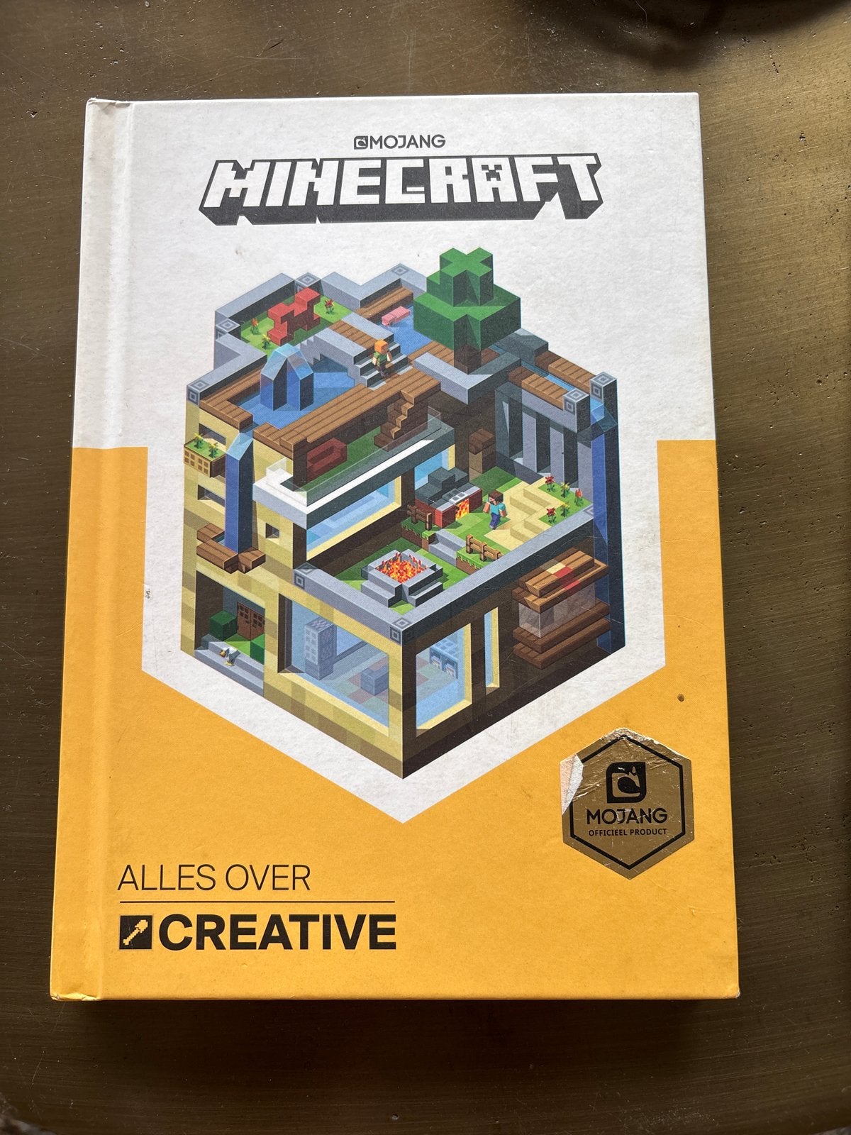 Minecraft: Alles over Creative - Officieel Product, Ophalen of Verzenden, Zo goed als nieuw