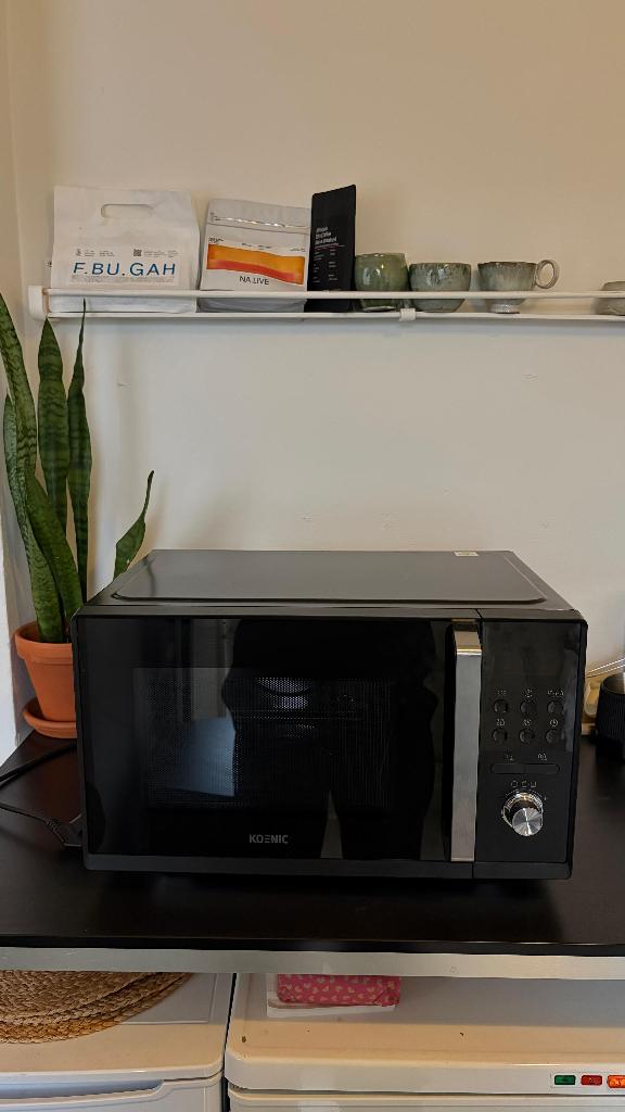 KOENIC Combi Oven / Magnetron, Witgoed en Apparatuur, Magnetrons, Ophalen, Combimagnetron, Zo goed als nieuw, Oven