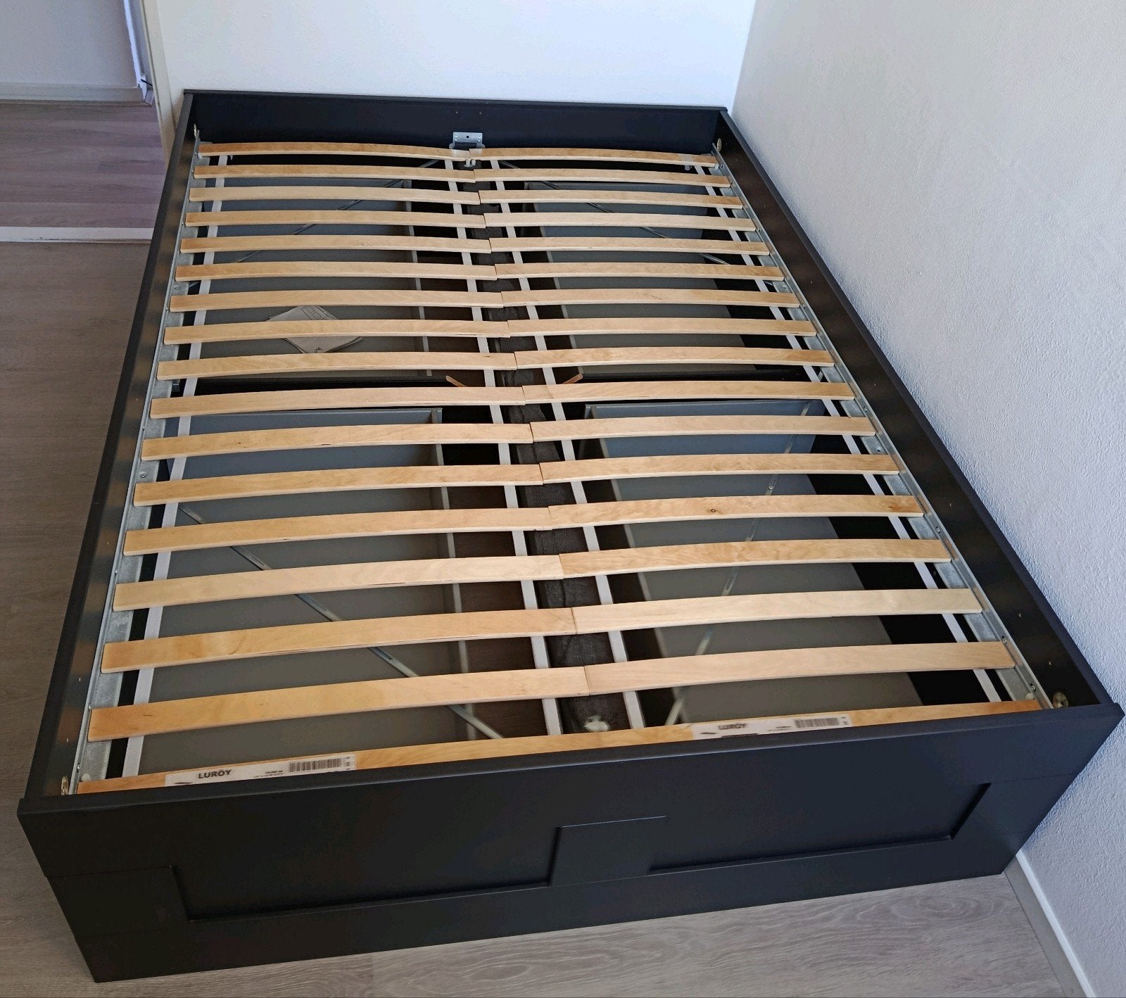 Brimnes bed frame met lades + lattenbodems 140x200, Huis en Inrichting, Ophalen