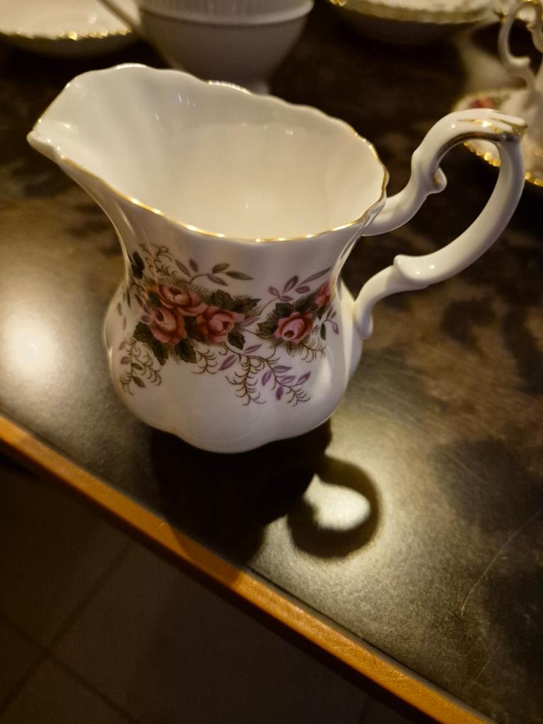 Royal Albert Lavender Rose Melkkannetje, Ophalen of Verzenden