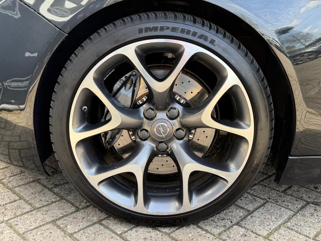 Opel INSIGNIA SPORTS TOURER 2.8 T OPC / 4x4 / Automaat / Kui, Auto's, Opel, Automaat, Euro 5, Zwart, Navigatiesysteem