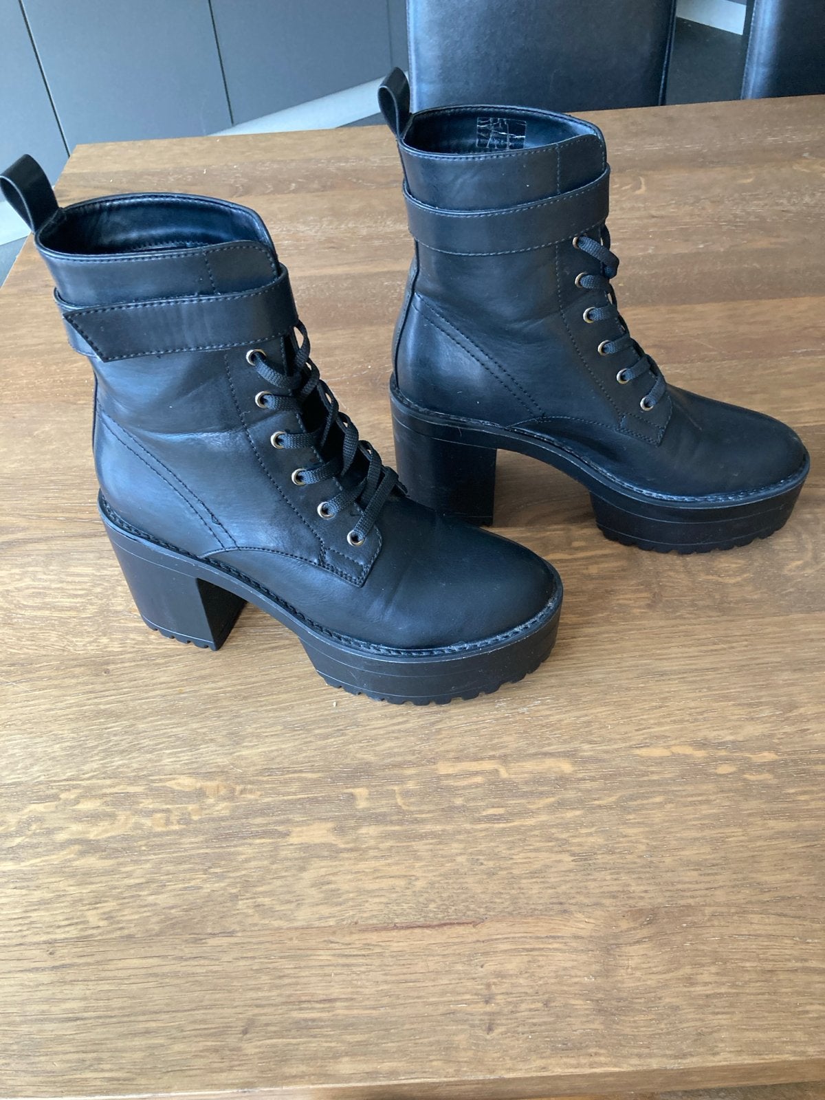 Even&odd zwarte laarzen maat 39, zo goed als nieuw, Kleding | Dames, Zwart, Lage of Enkellaarzen, Ophalen of Verzenden, Zo goed als nieuw