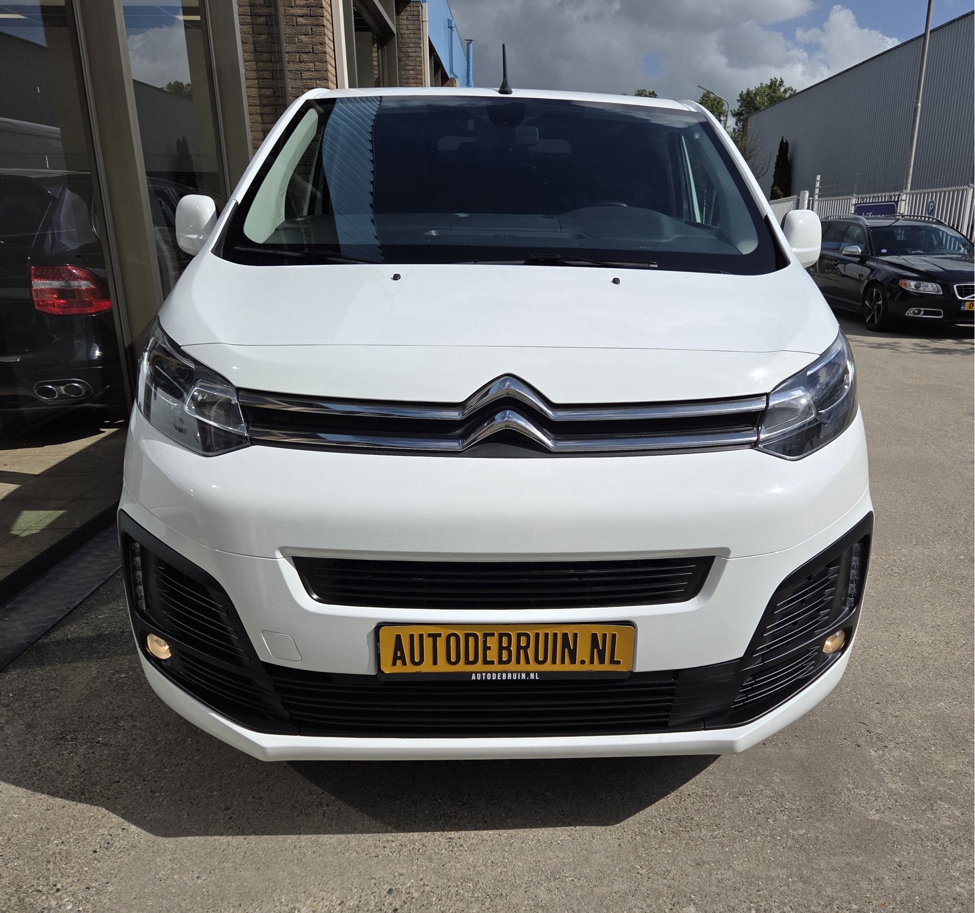 Peugeot Expert / Citroen Jumpy 2.0 BlueHDI Automaat 180 PK X, Auto's, Stof, Gebruikt, 4 cilinders, 2000 kg