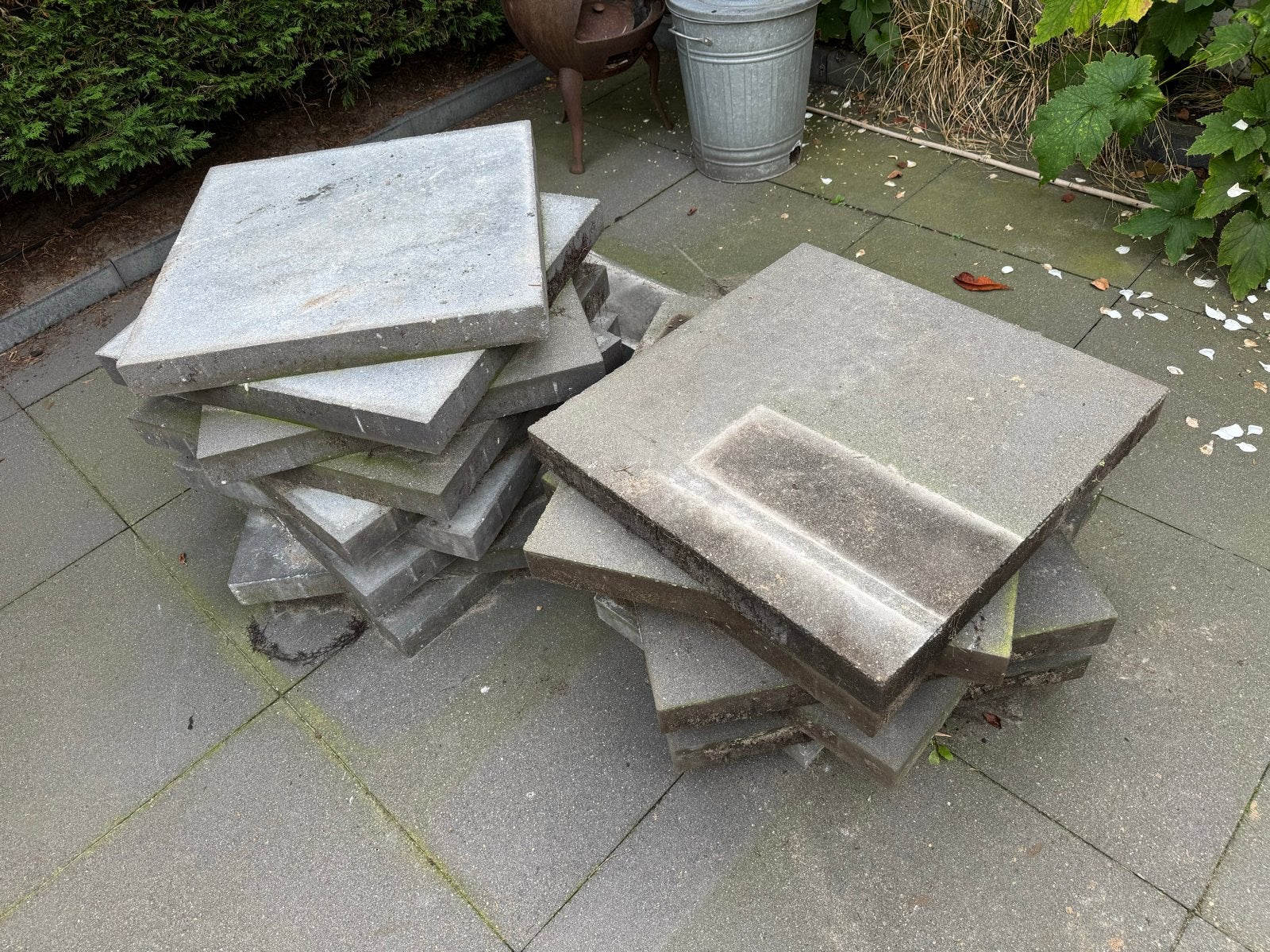 16 gebruikte terrastegels 60x60x6cm, Ophalen, Gebruikt, 10 m² of meer, Beton