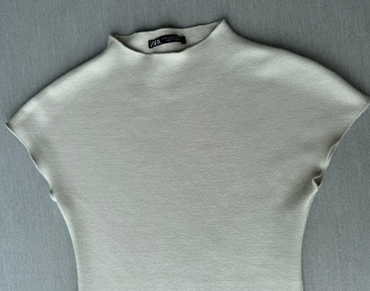 Zara Gebreide Mini Jurk XS - Saliegroen/Grijs - Nieuw!, Nieuw, Ophalen of Verzenden, Maat 34 (XS) of kleiner, Boven de knie