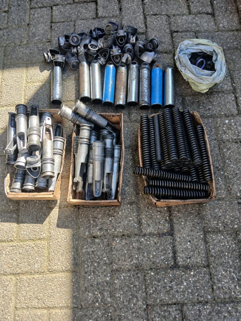 Te koop puch.ms50 vs50 mv50 achterschokbrekers onderdelen, Fietsen en Brommers, Brommeronderdelen | Puch, Ophalen of Verzenden