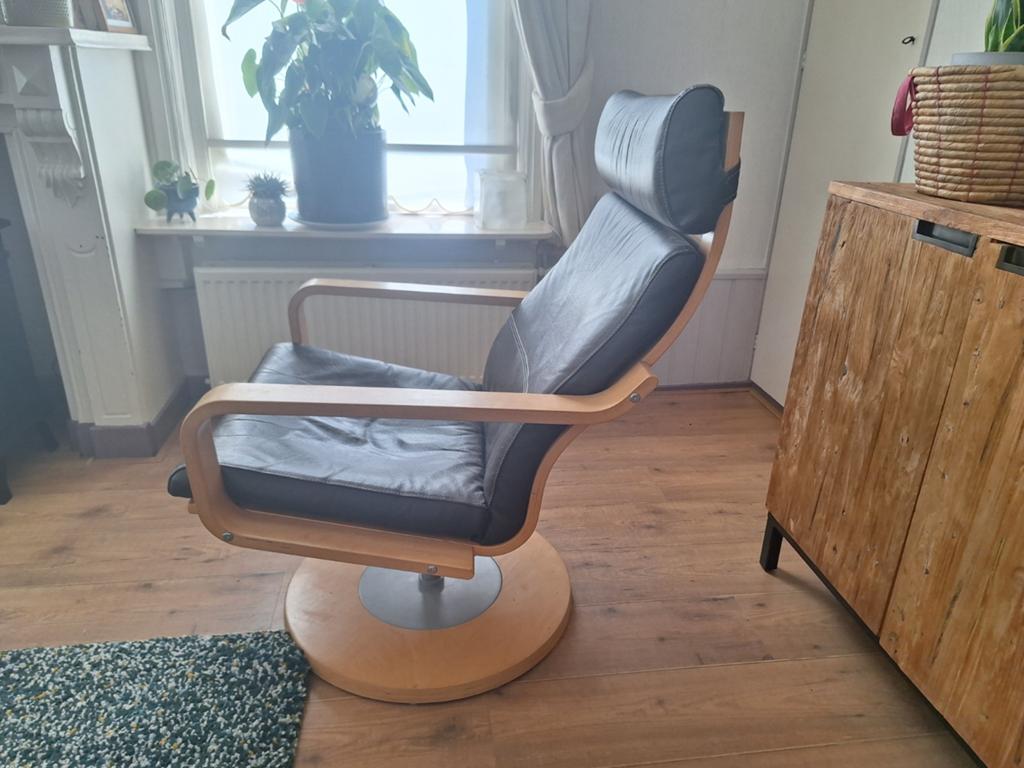 Comfortabele draaibare fauteuil met lederen bekleding, Ophalen, Gebruikt, Eén, Leer