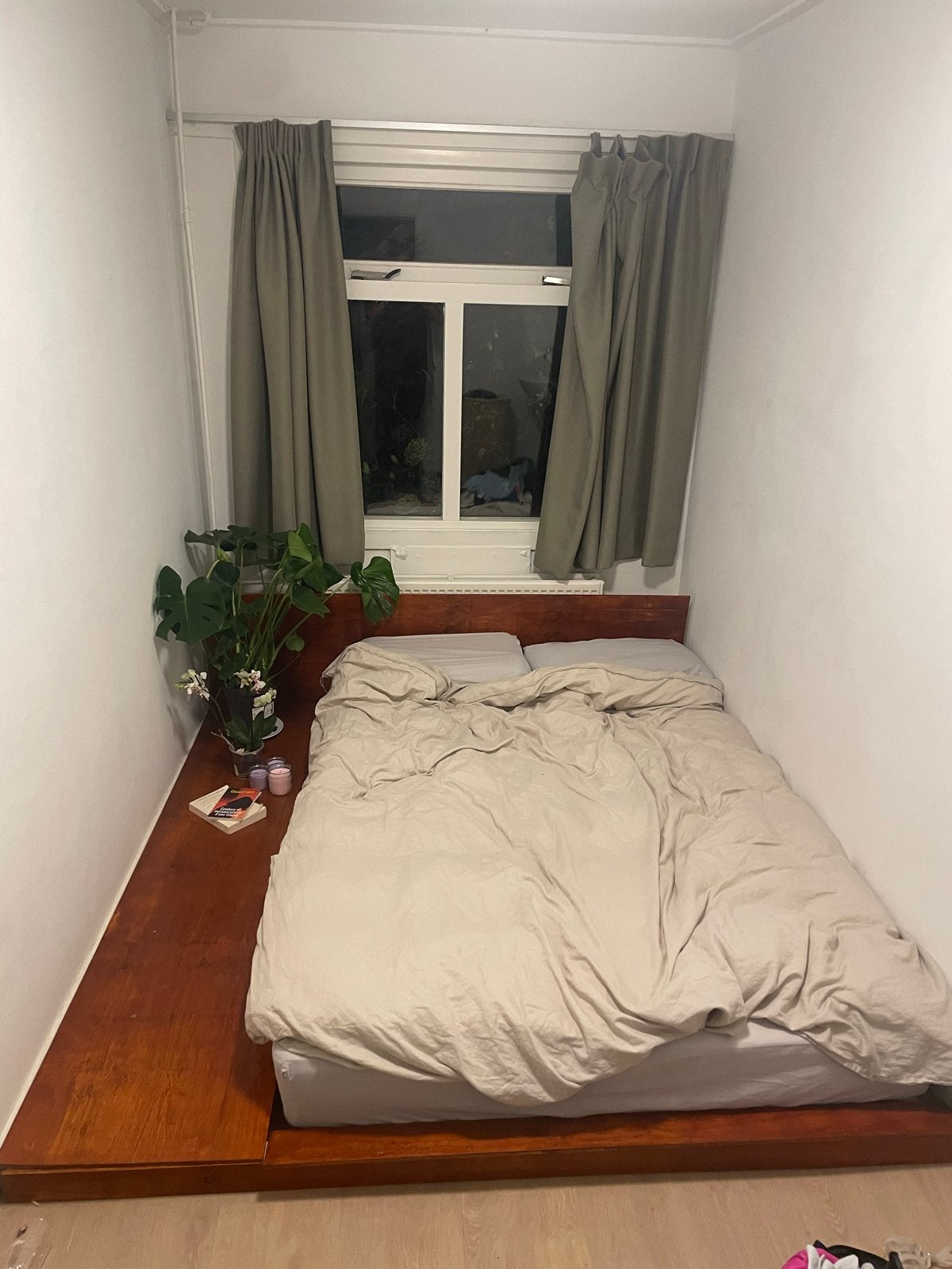 Handgemaakt bed (+matras fur 50€ extra), Huis en Inrichting, Gebruikt, Bruin, Tweepersoons, Ophalen of Verzenden