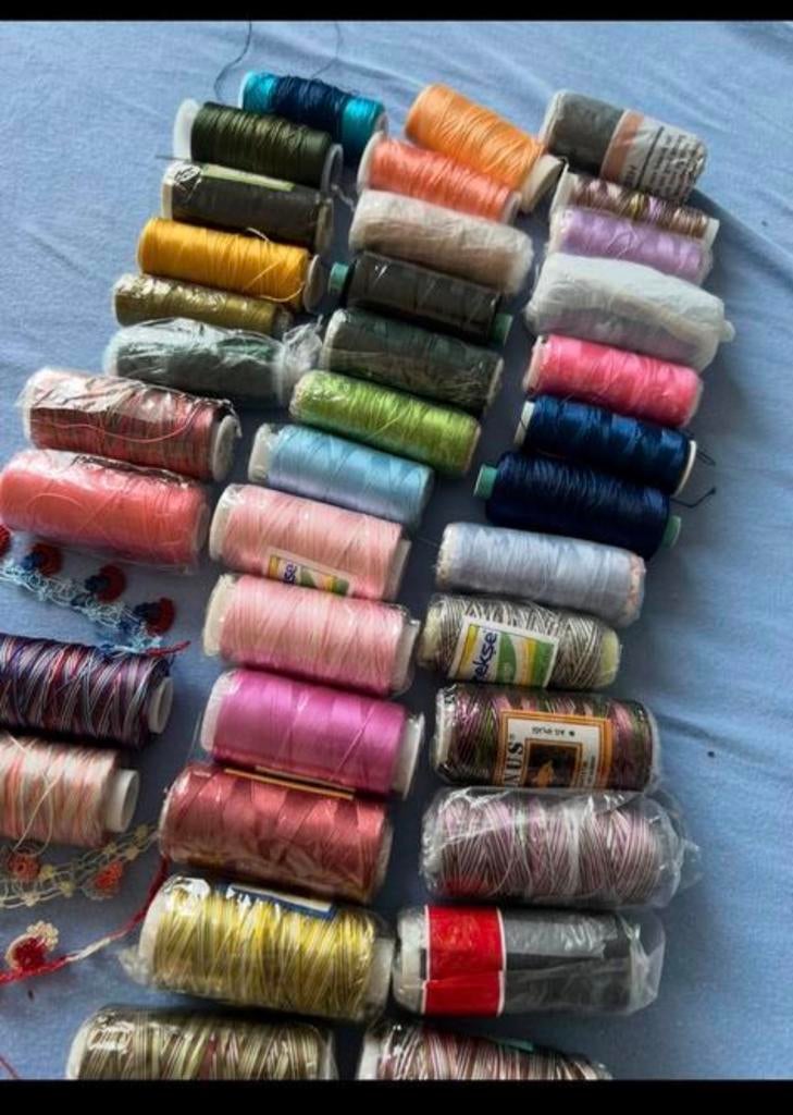 Nailon gaar nieuwe alle kleur heel mooi bieden, Ophalen of Verzenden, Zo goed als nieuw, Borduurpakket