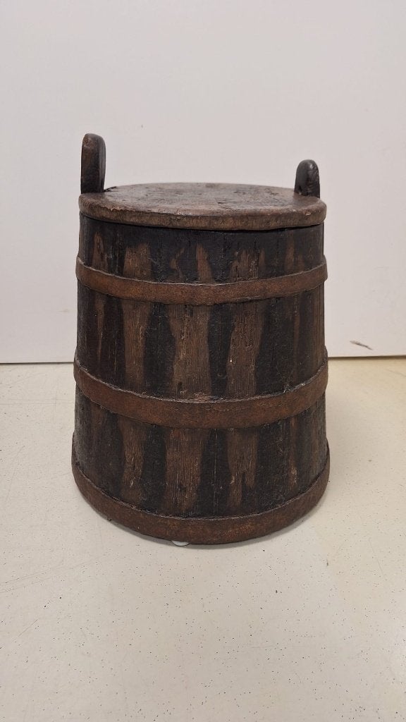 * Houten ton met deksel 19e eeuw, Ophalen