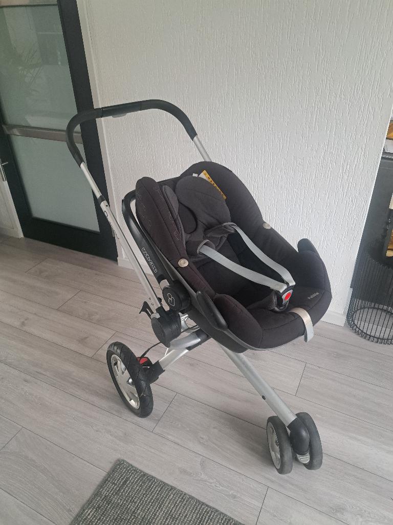 Maxi cosi met Pebble Easybase 2, Ophalen of Verzenden, 0 t/m 13 kg, Maxi-Cosi, Gebruikt