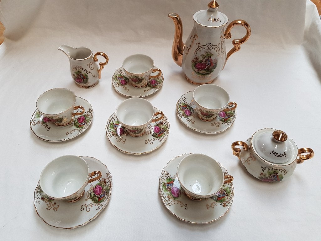 Verguld servies, mokkaservies, antiek, Versailles, Verzenden, Zo goed als nieuw, Porselein, Compleet servies