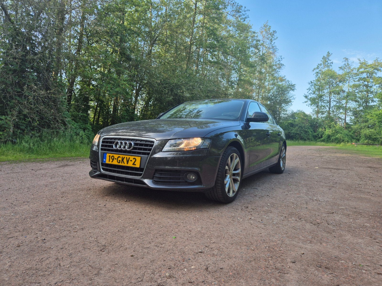 Audi A4 2.0 TDI 105KW 2008 Grijs, Auto's, Audi, Voorwielaandrijving, 1435 kg, A4, Origineel Nederlands