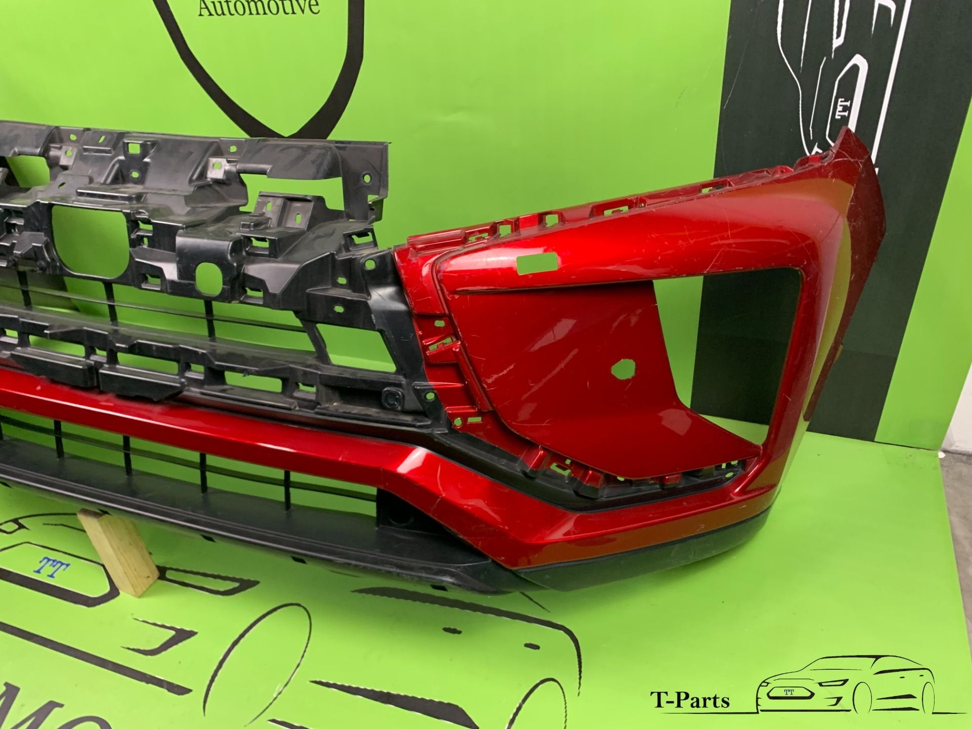 Mitsubishi eclips cross voorbumper bumper 2018+ PDC, Info@fabrikant.eu, Ophalen of Verzenden, Fabrikantstraat 1
1000 AA  Amsterdam