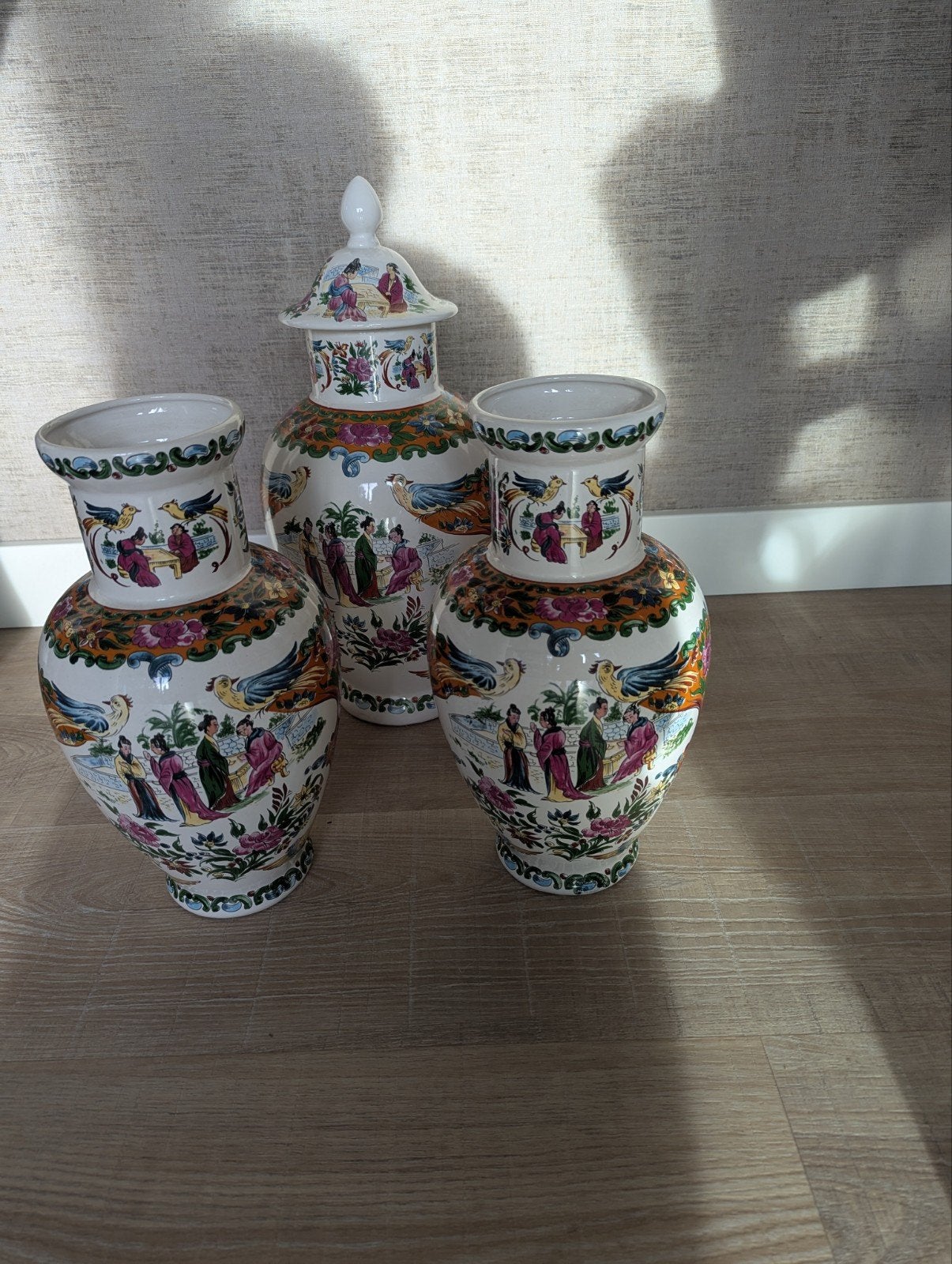 Vintage Chinese porselein set: 2 vazen + 1 dekselvaas (Hong, Ophalen