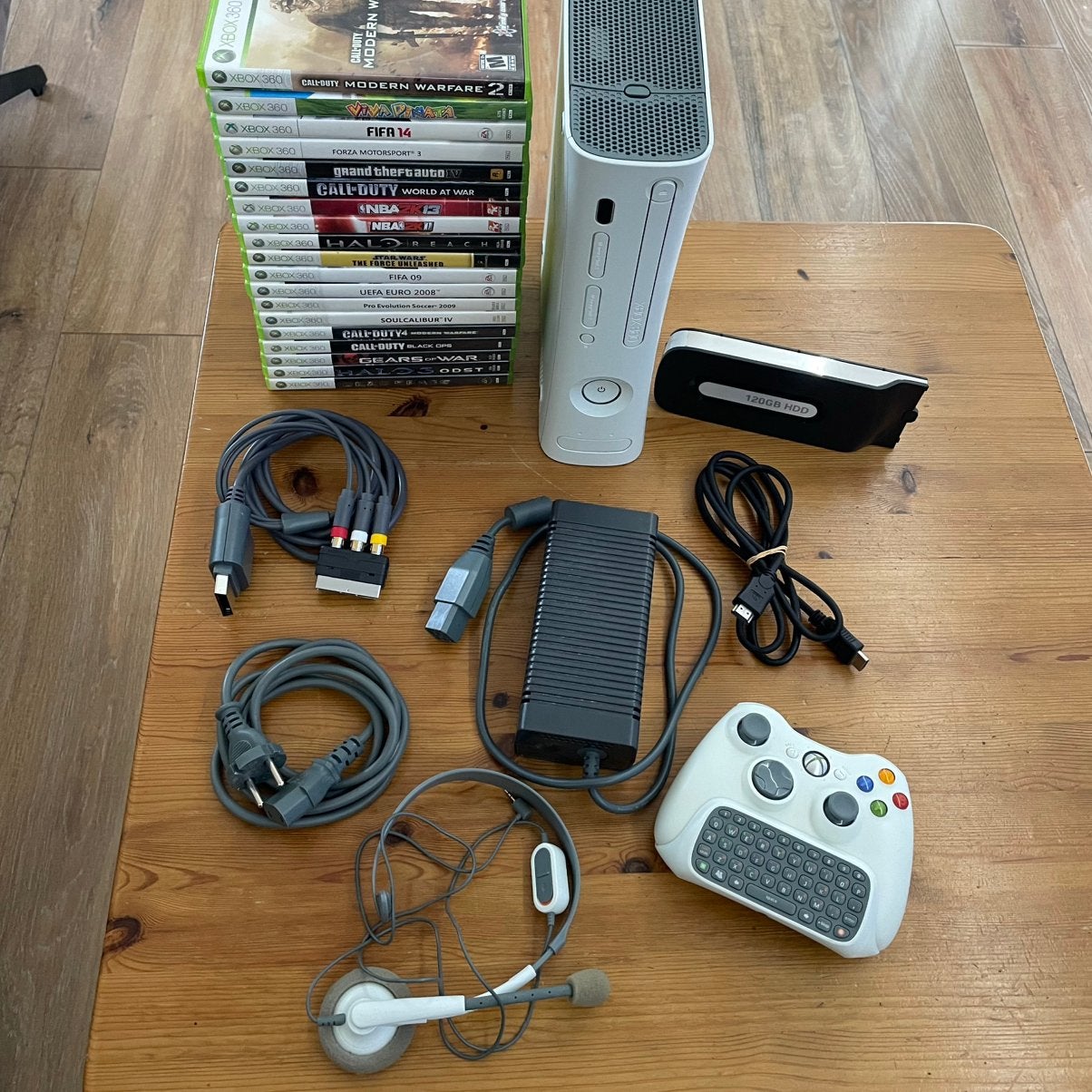 Xbox 360 Arcade + spellen en accessoires, Verzenden, Zo goed als nieuw, Met games, 360 Arcade of Core