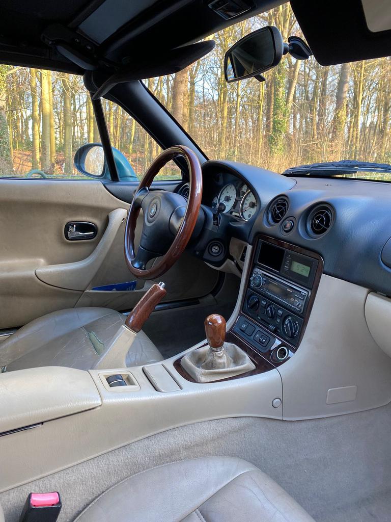 Mazda MX-5 1.6 I 2000 Groen, Achterwielaandrijving, 40 €/maand, Beige, 4 cilinders