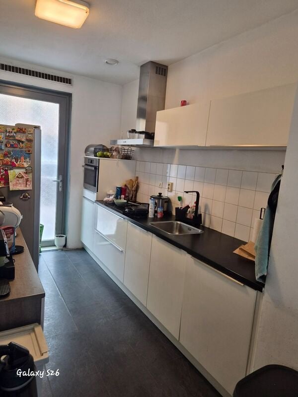 NIEUW! Woonruimte te huur Pieter Oosterhuisstraat, Amsterdam