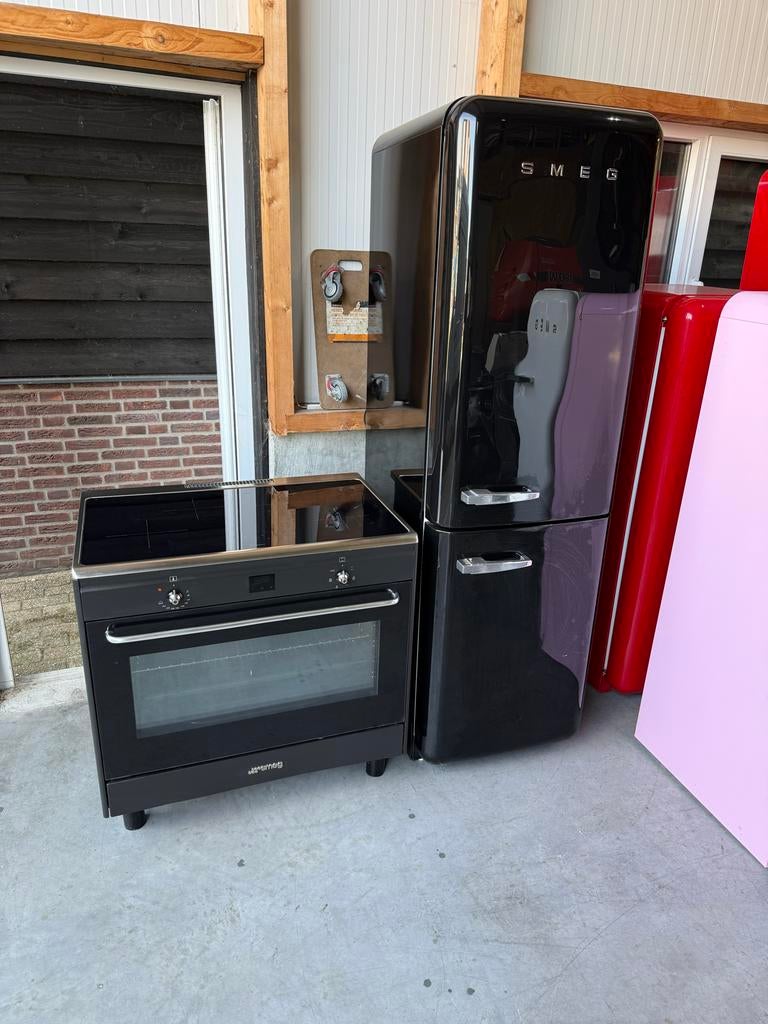 Smeg inductie fornuis met bijpassende smeg koelkast, Witgoed en Apparatuur, Fornuizen, Bella, 60 cm of meer, Zo goed als nieuw