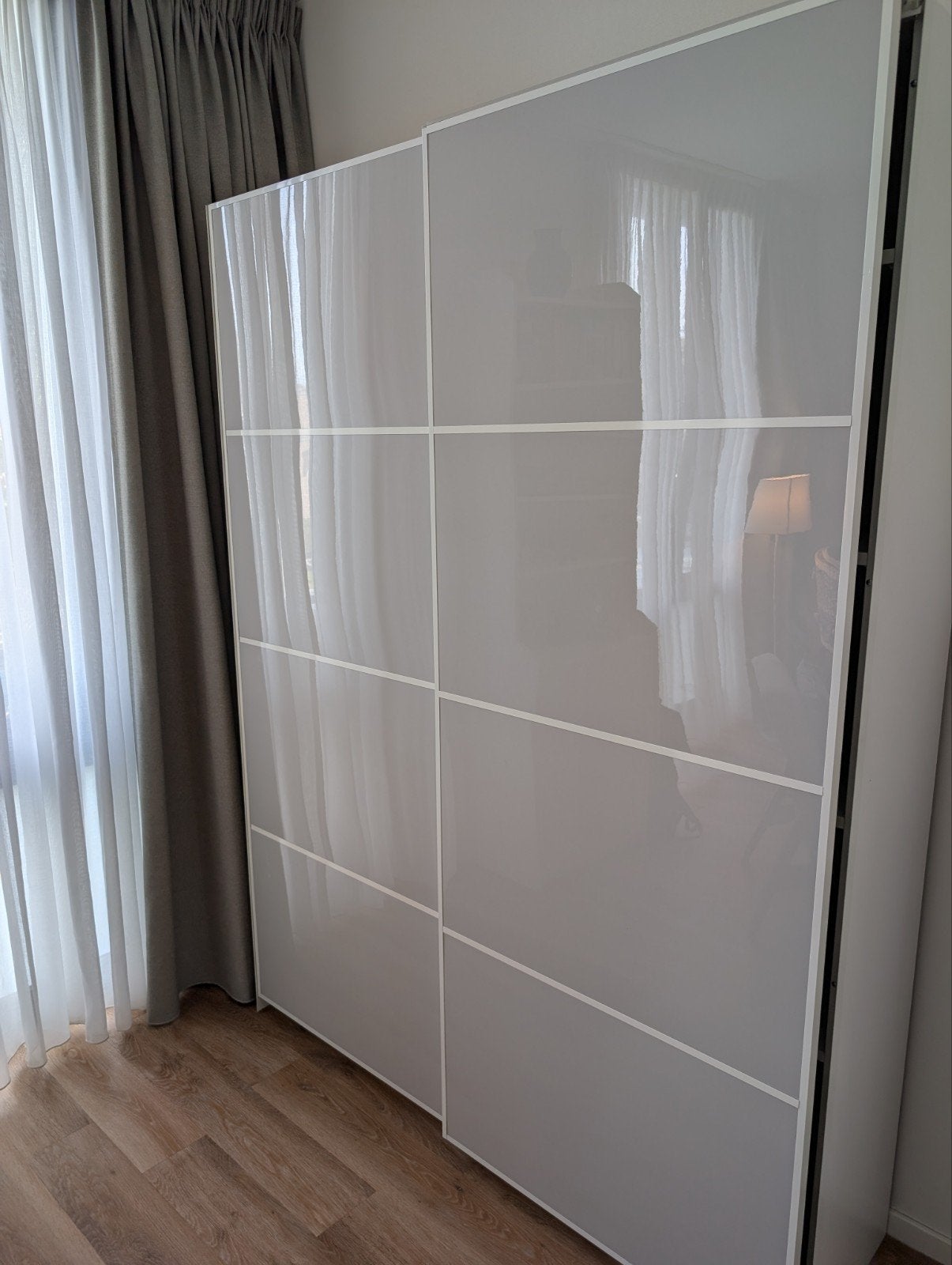 IKEA Pax kast met Hokksund schuifdeuren & complete inrichtin, Ophalen, 100 tot 150 cm, 200 cm of meer, 25 tot 50 cm