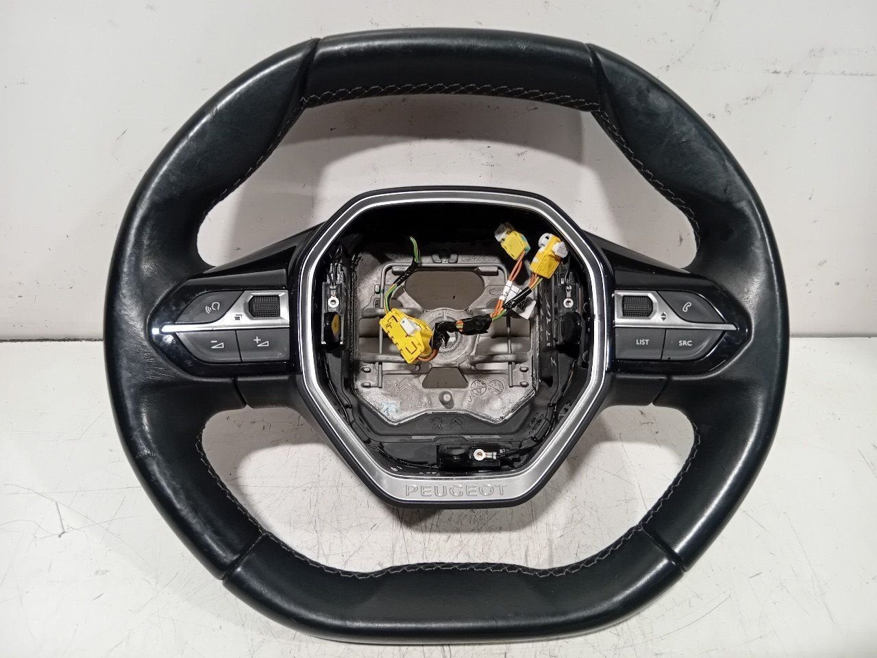 Stuur Peugeot 3008, Onderdelen@venauto.nl, Van der Ven Autorecycling B.V., Gebruikt, Ettenseweg 76, 4706 PB Roosendaal, The Netherlands
